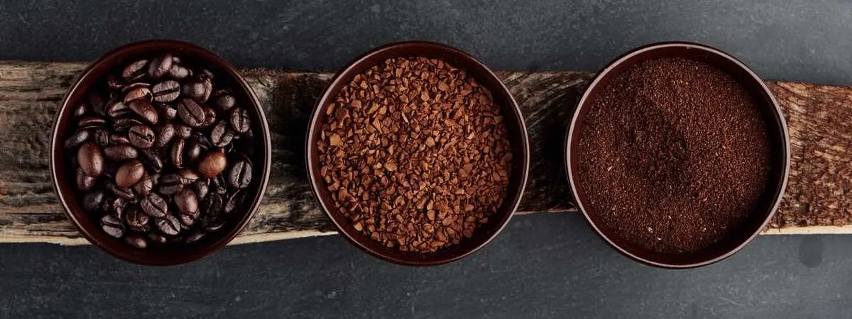 What is the Difference Between an Instant Coffee Machine & a Filter Coffee Machine?